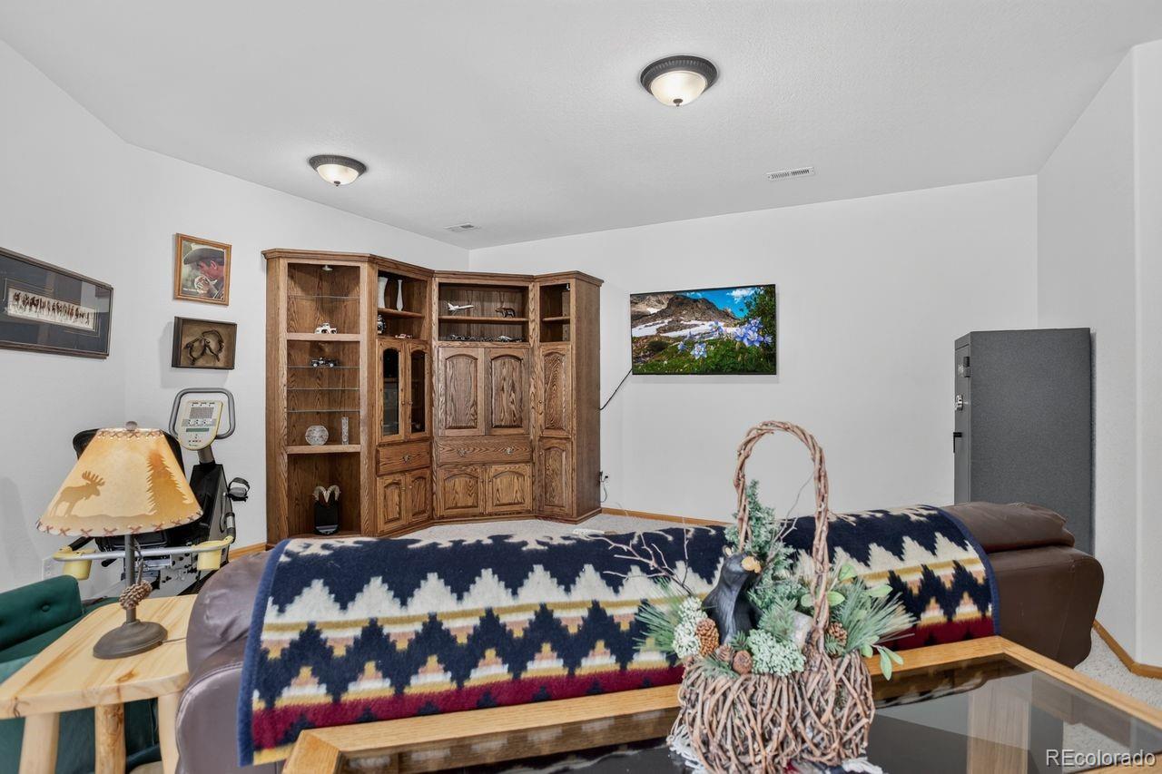 7307 Settlers Drive