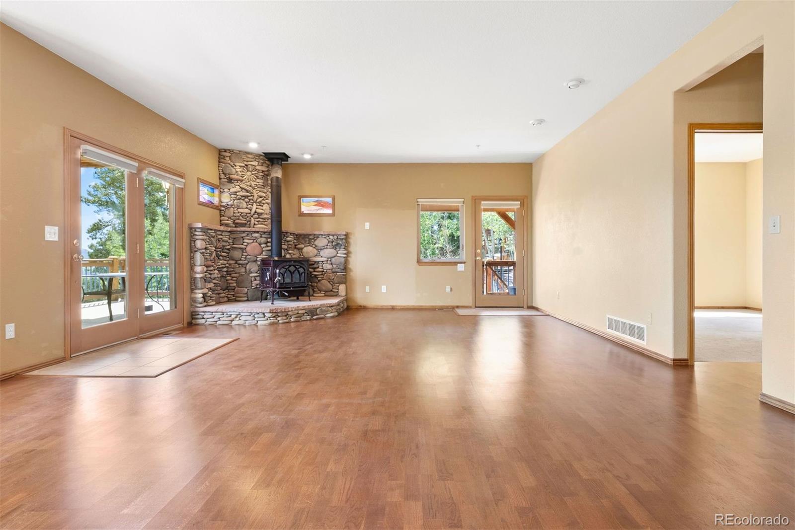 10060 Blue Sky Trail