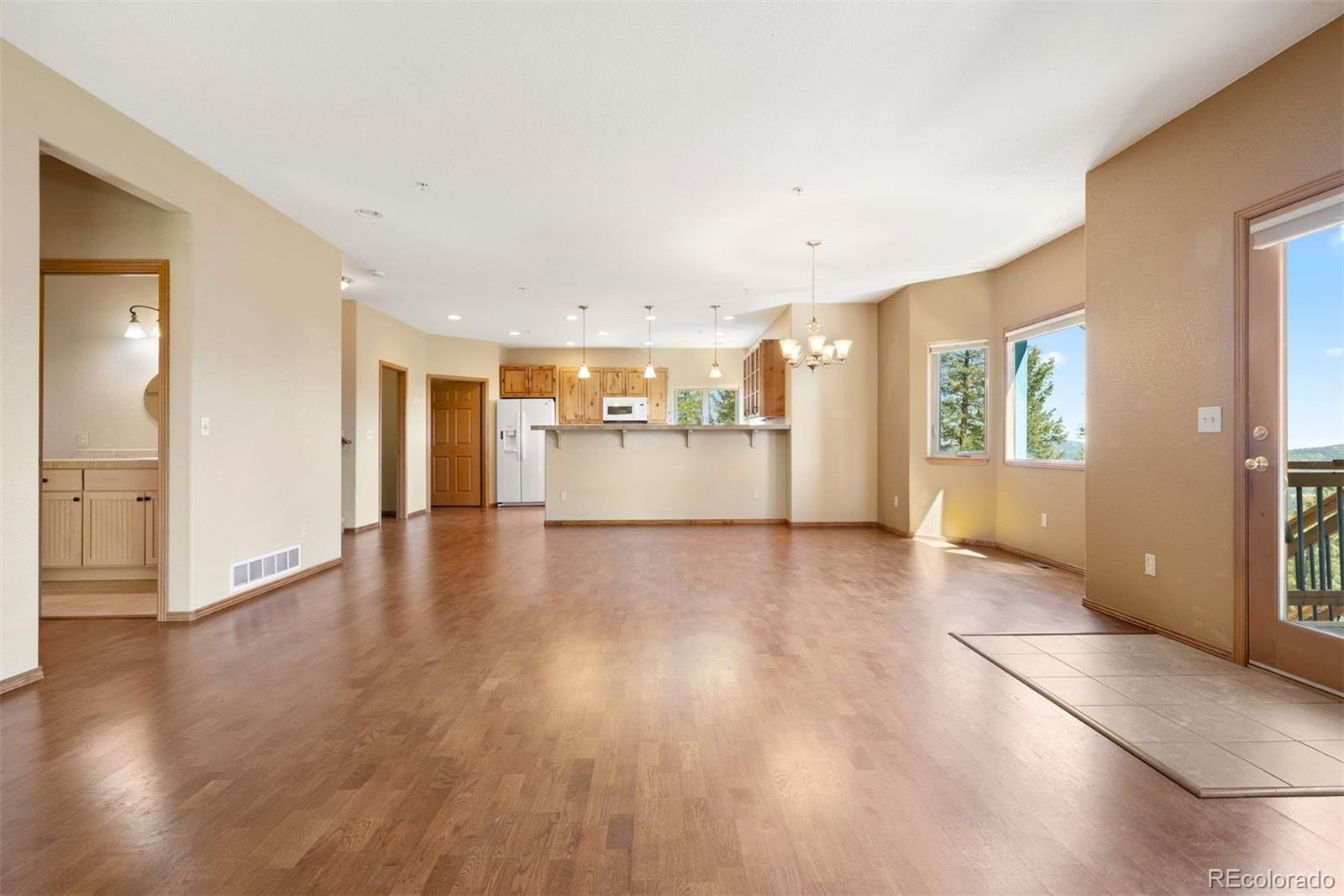 10060 Blue Sky Trail