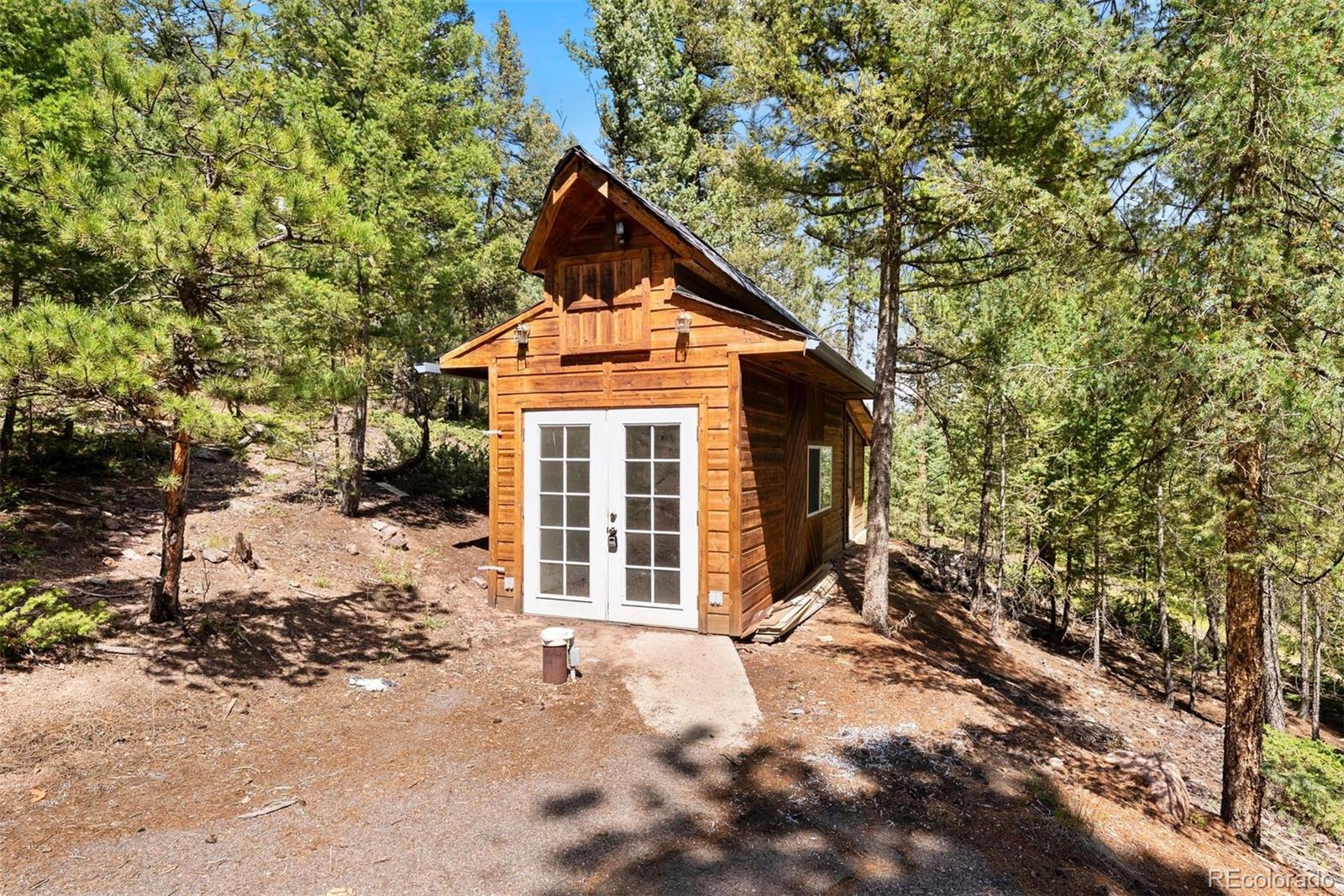 10060 Blue Sky Trail