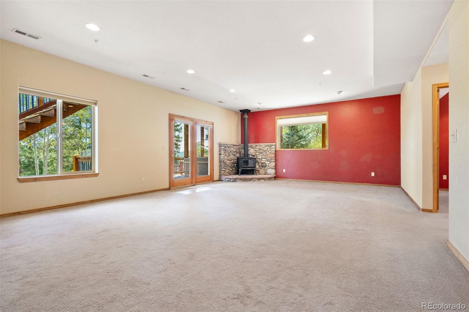 10060 Blue Sky Trail