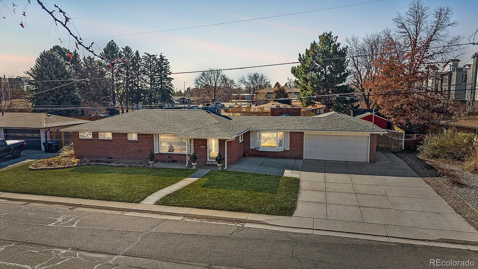 8520 W 59th Avenue