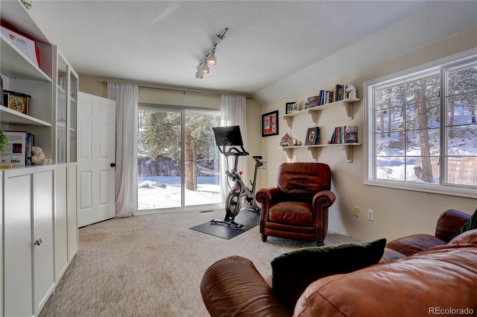 15807 Pine Valley Road