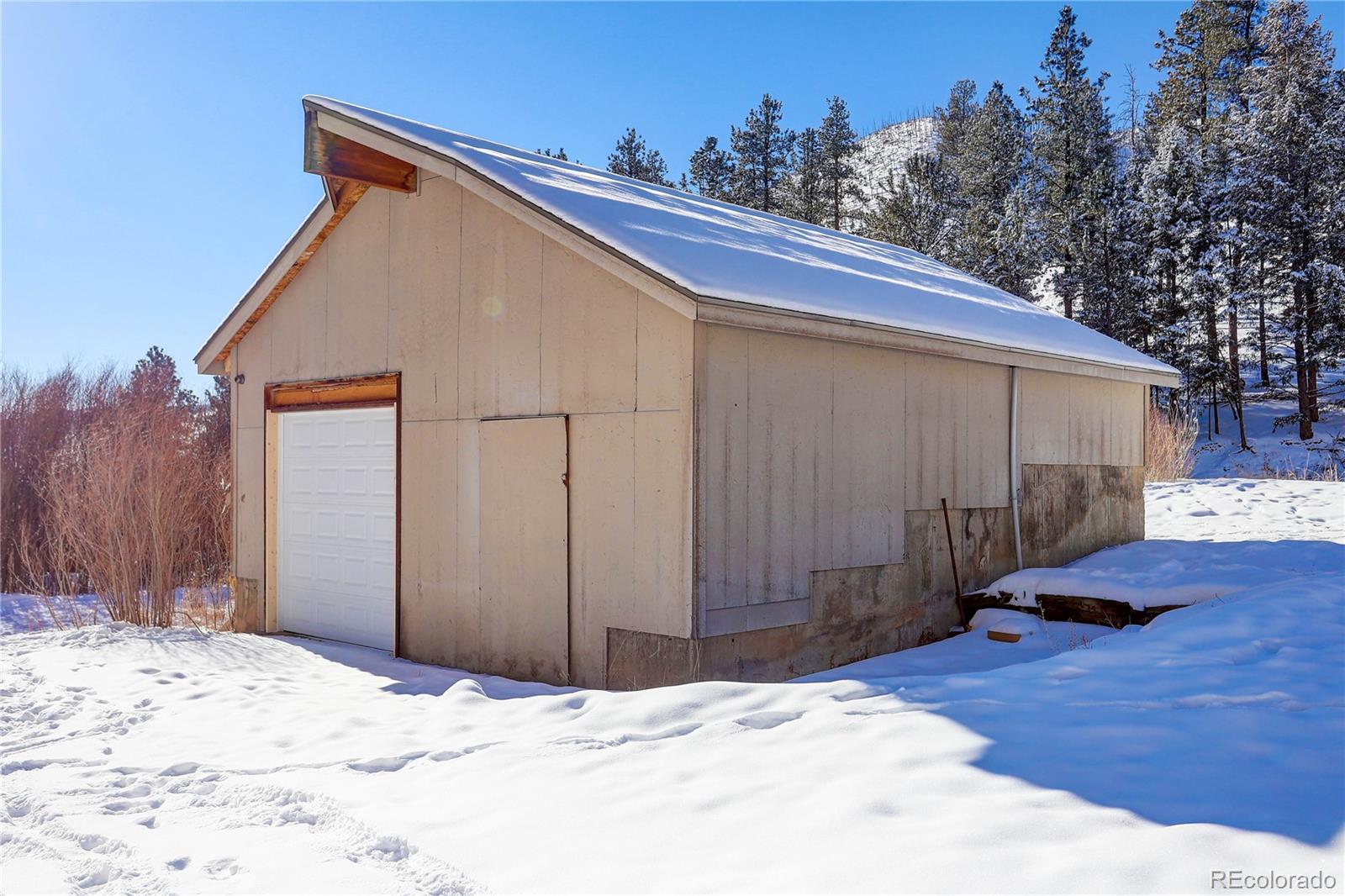 15807 Pine Valley Road