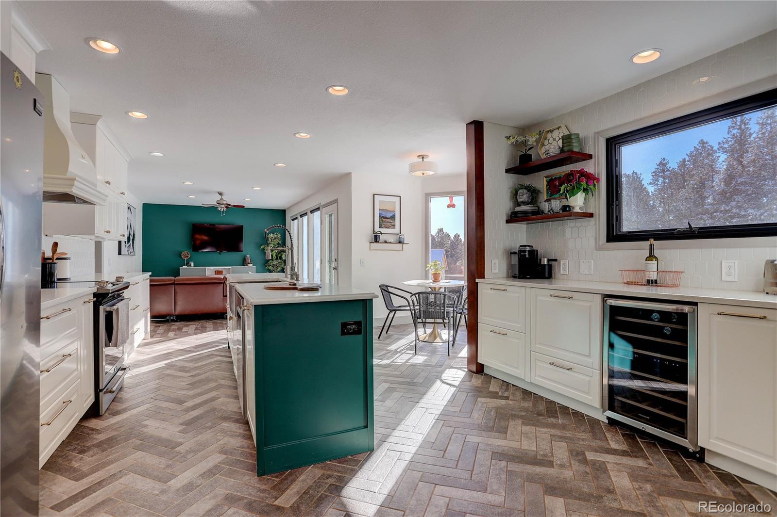 15807 Pine Valley Road