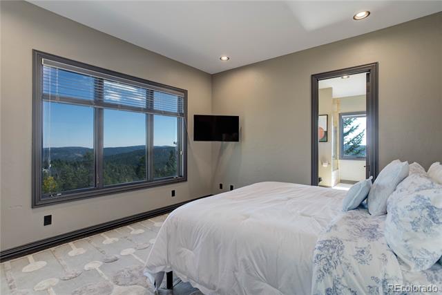 28154 Belle Mont Trail
