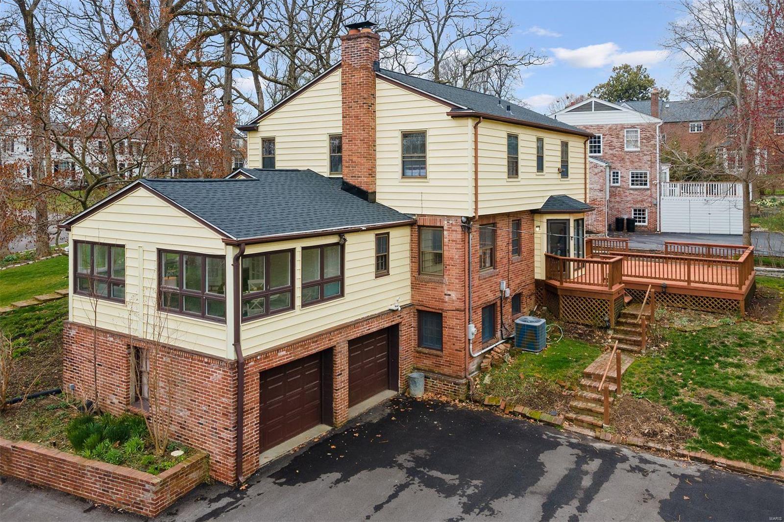 5 Loren Woods Drive