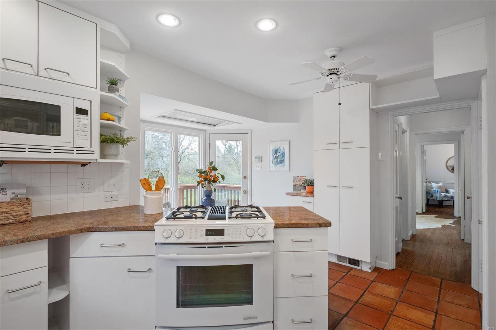 5 Loren Woods Drive