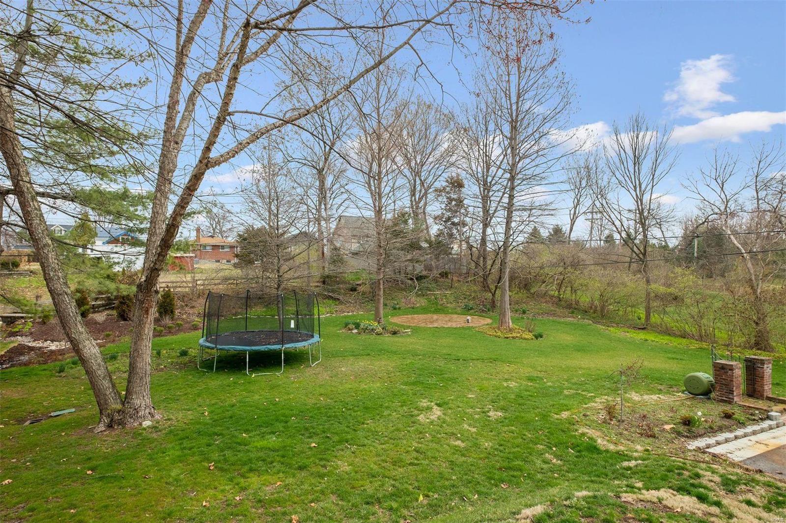 5 Loren Woods Drive