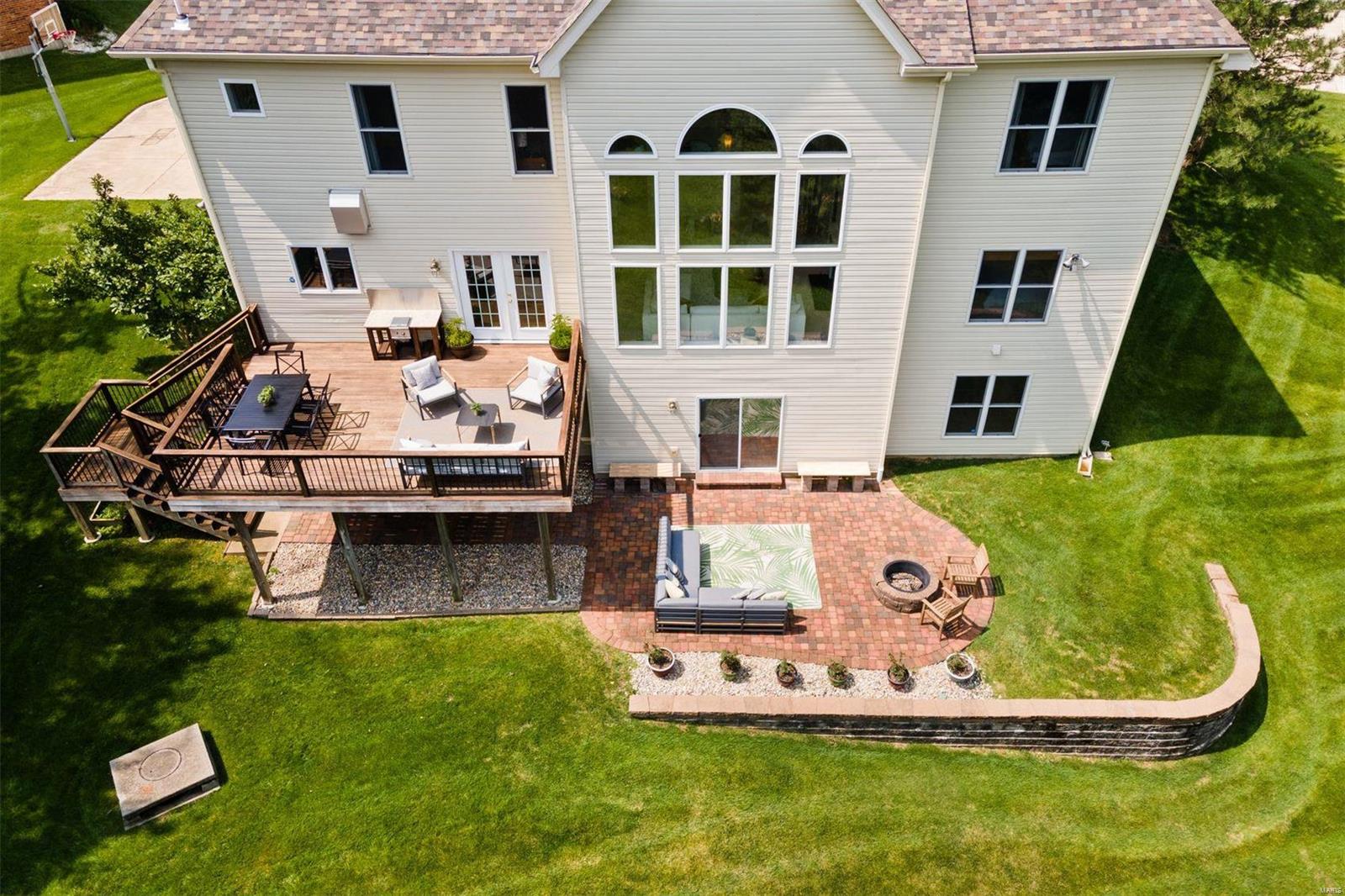 12346 Mulberry Tree Court