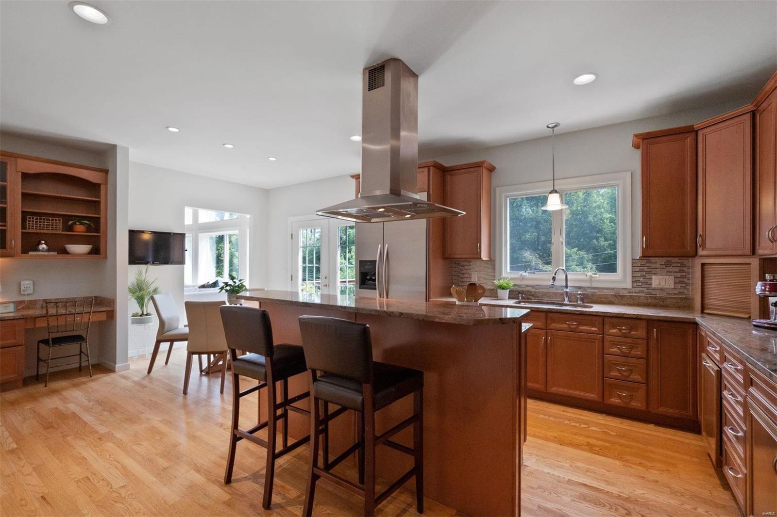 12346 Mulberry Tree Court