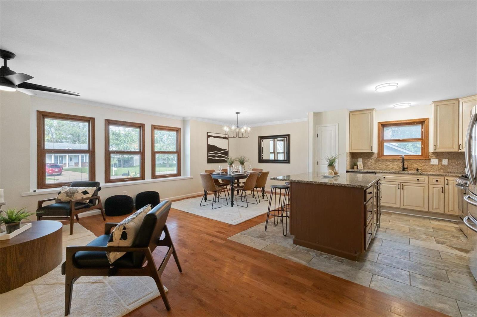 946 Carriage Hill Drive