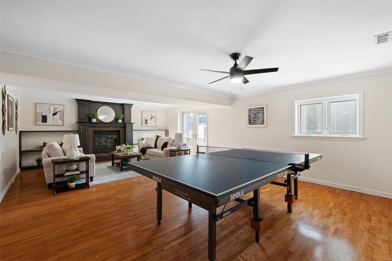 946 Carriage Hill Drive