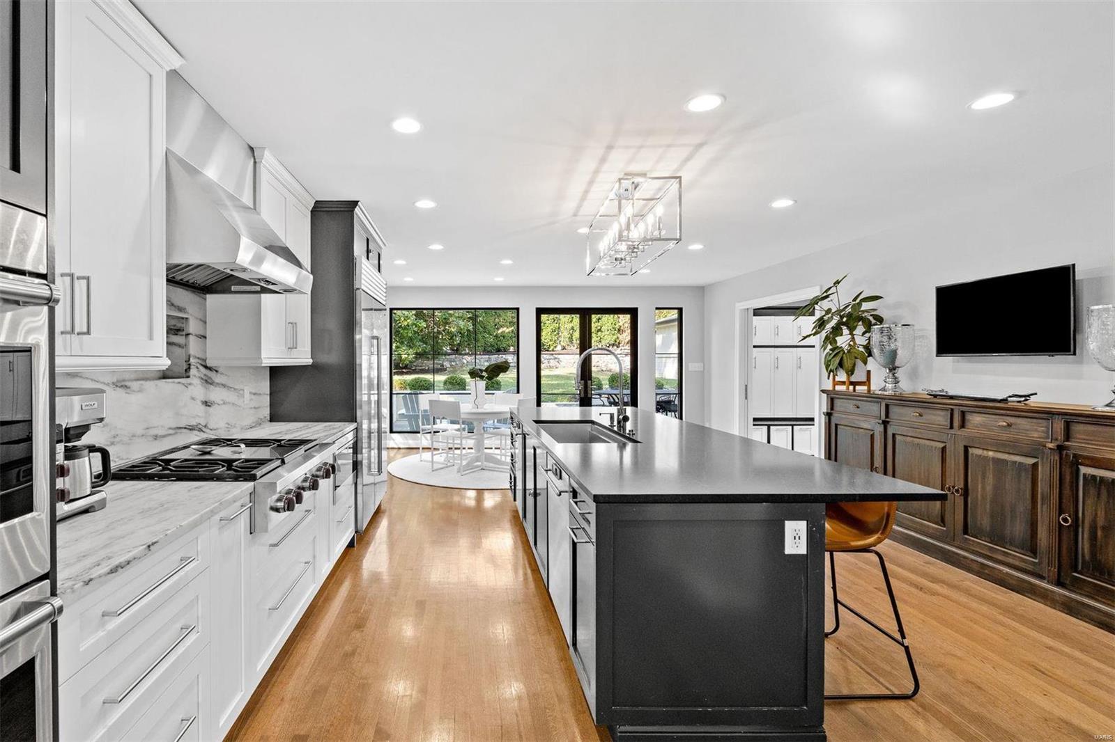 8033 Seminole Place