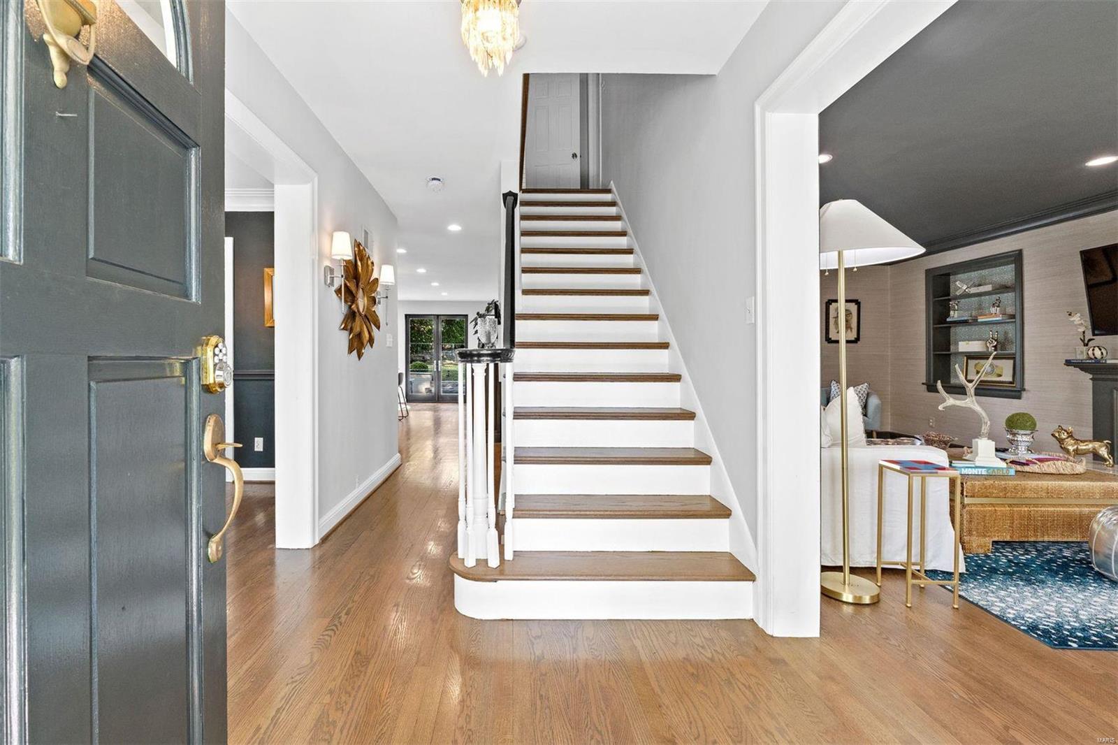 8033 Seminole Place