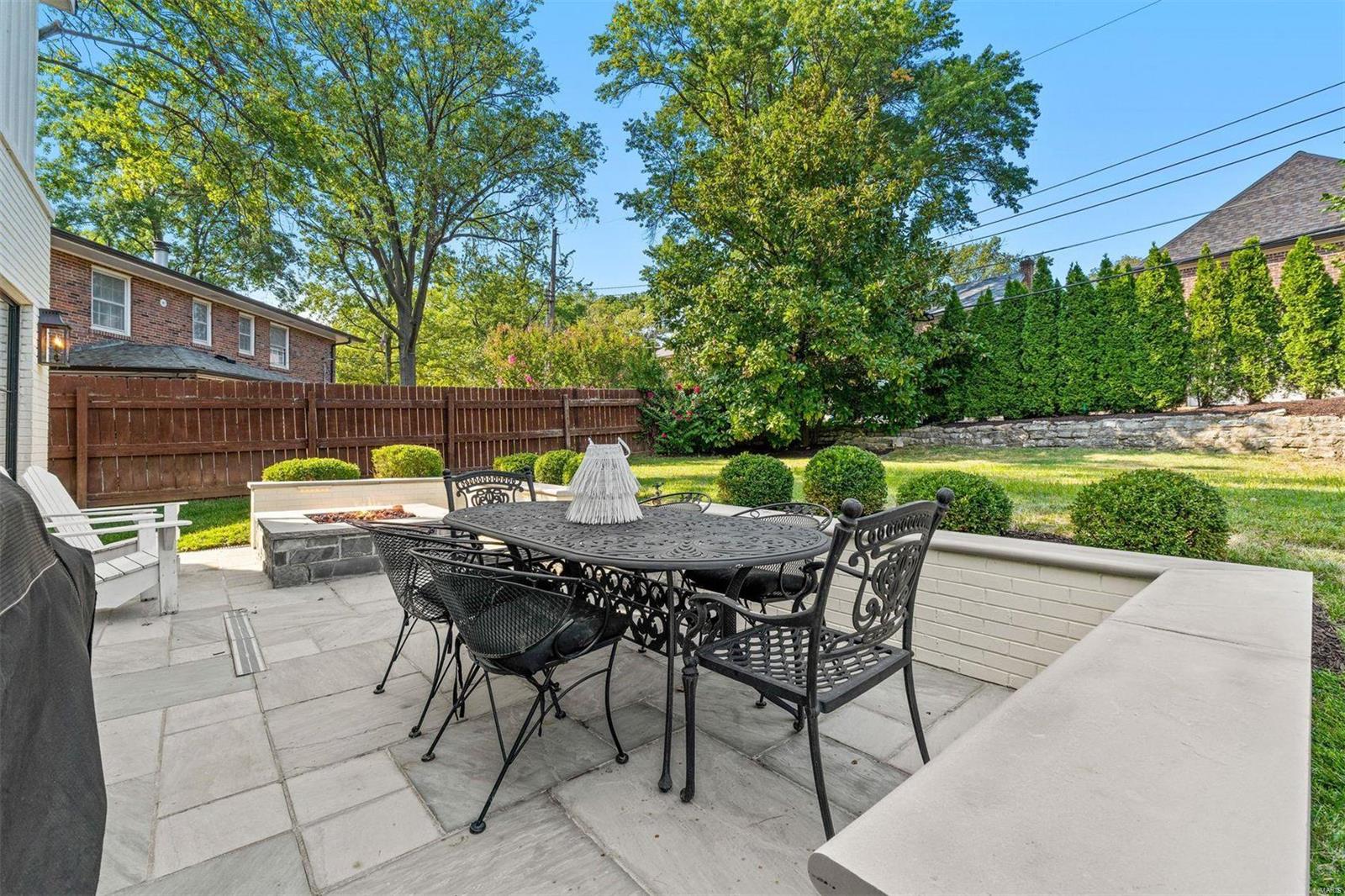 8033 Seminole Place