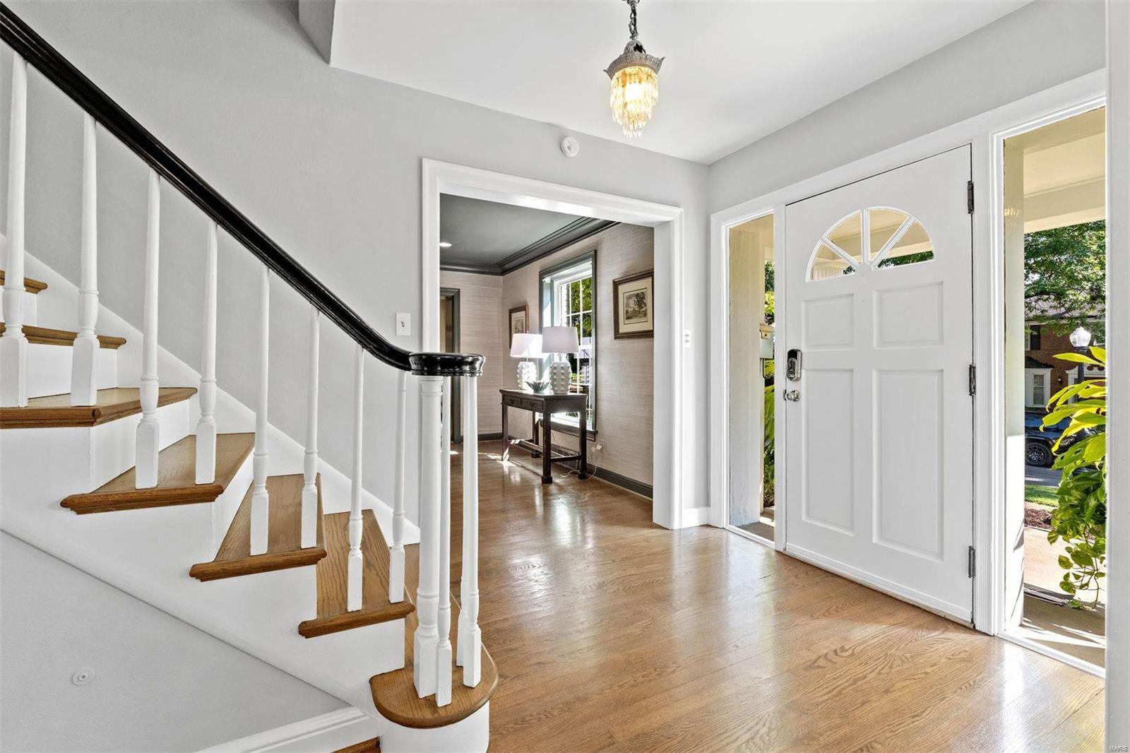 8033 Seminole Place