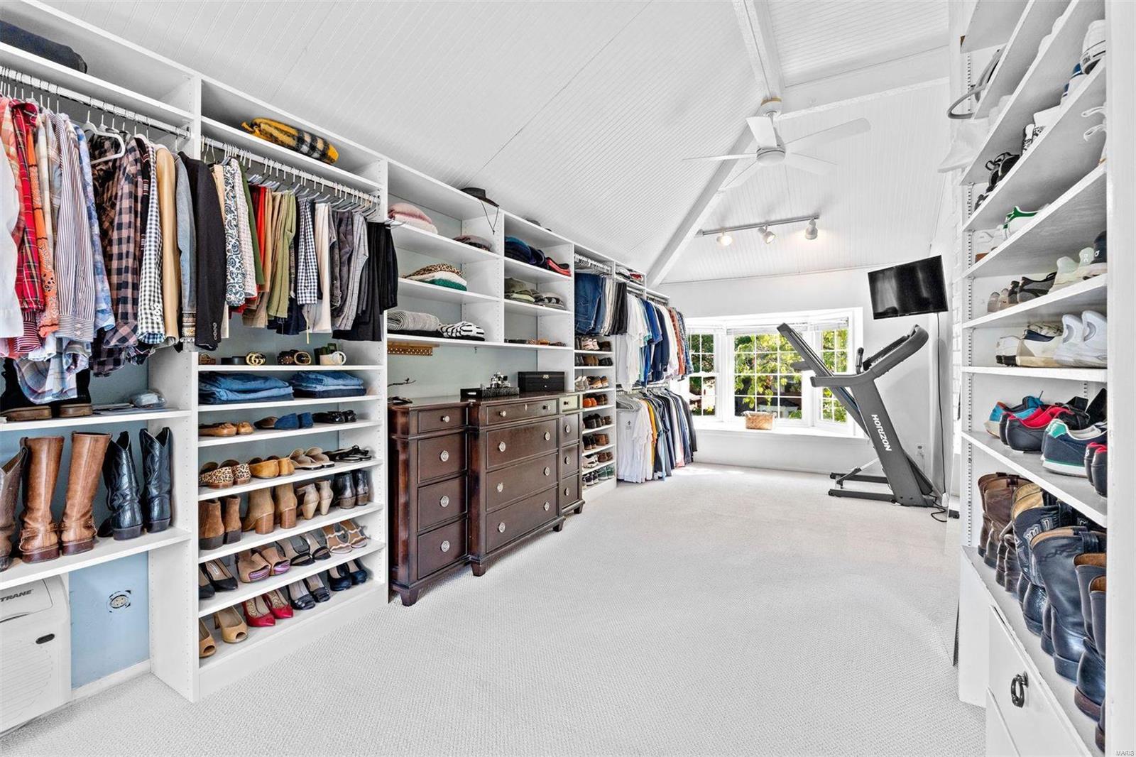 8033 Seminole Place