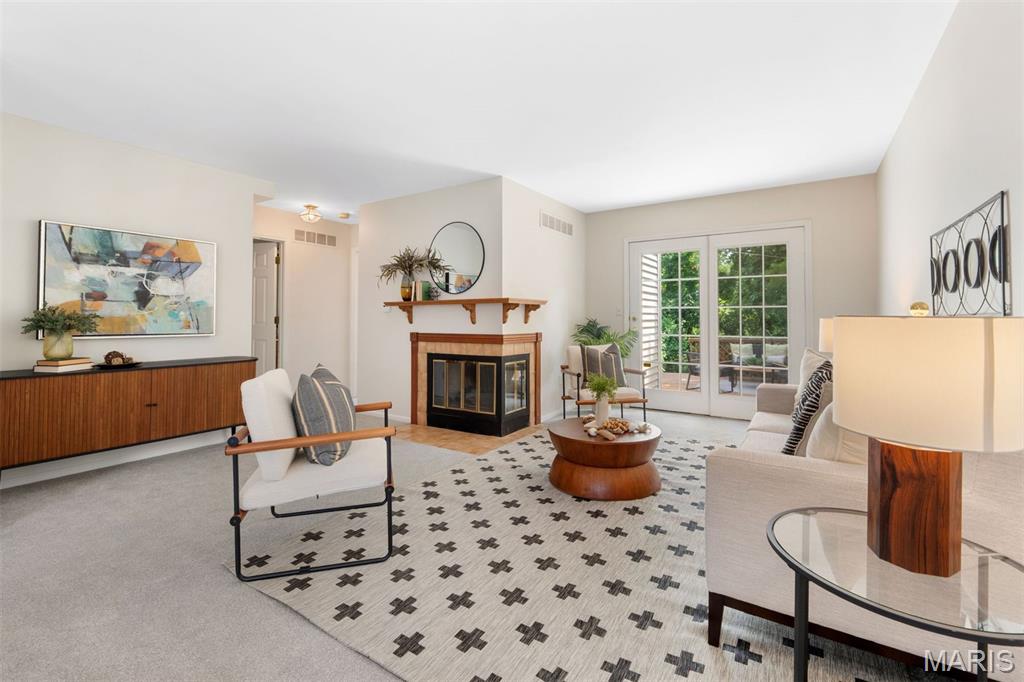 8704 Garden Court