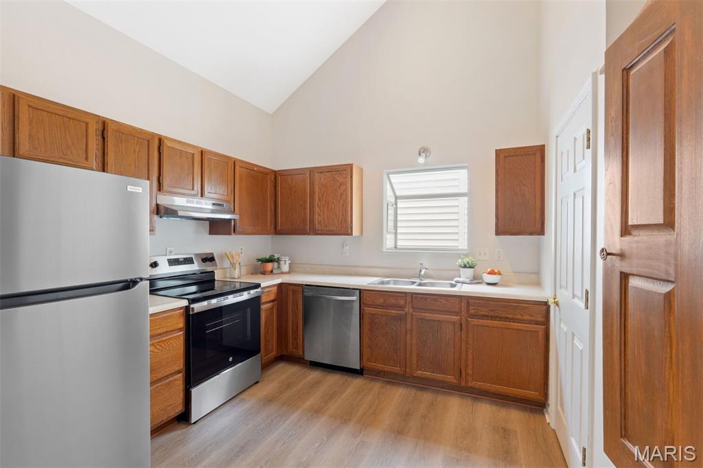 8704 Garden Court
