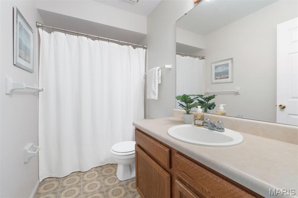8704 Garden Court