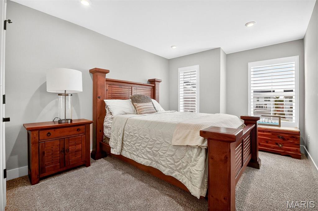 8962 E Gateway Heights Road