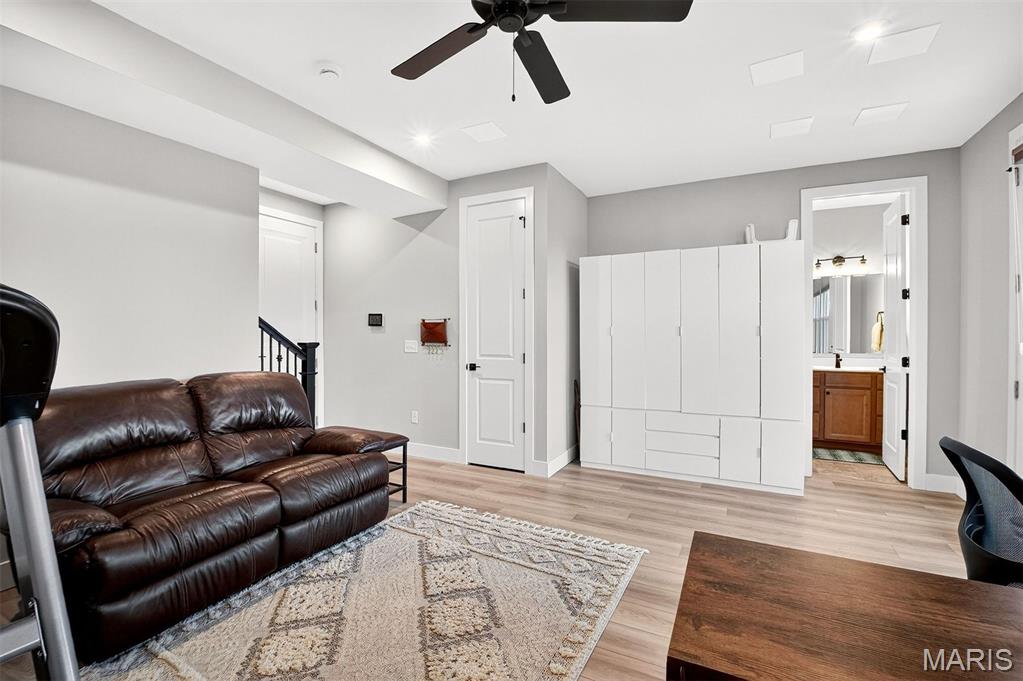 8962 E Gateway Heights Road