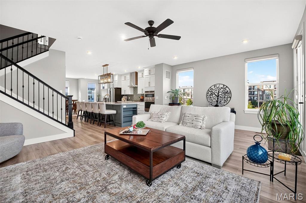 8962 E Gateway Heights Road