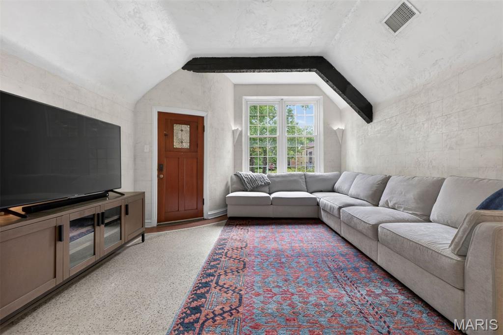 731 Westwood Drive Unit: 1S