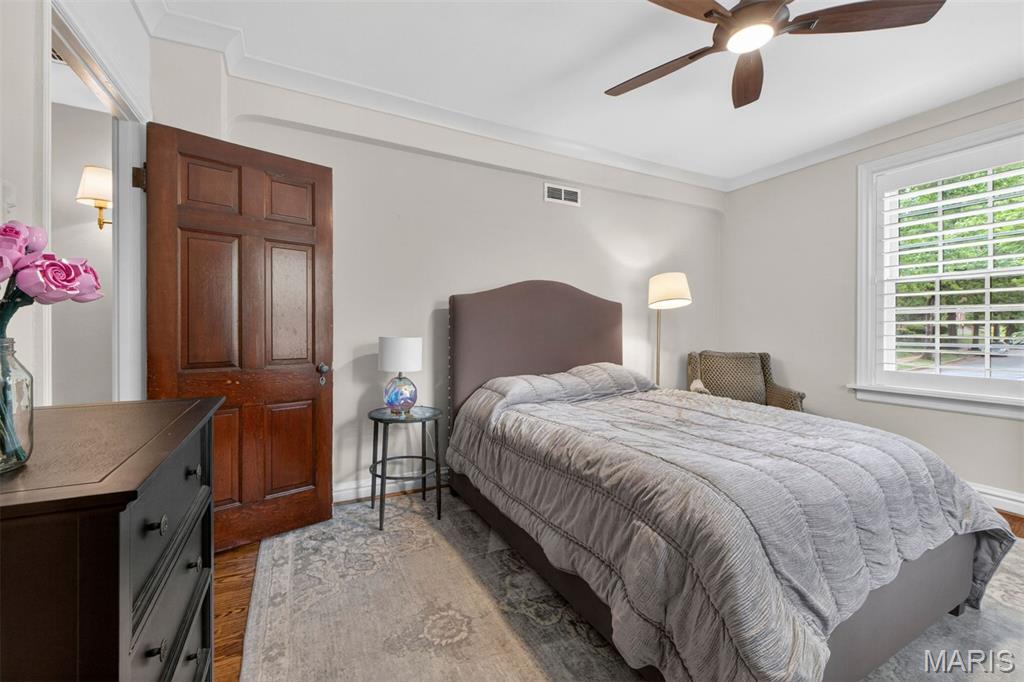 731 Westwood Drive Unit: 1S