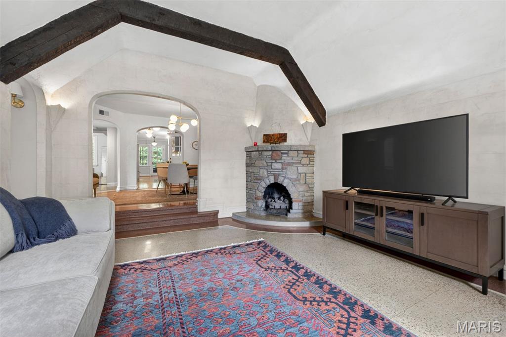 731 Westwood Drive Unit: 1S