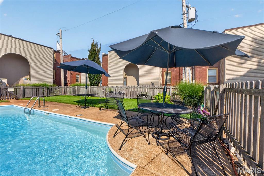 329 N Boyle Avenue Unit: A