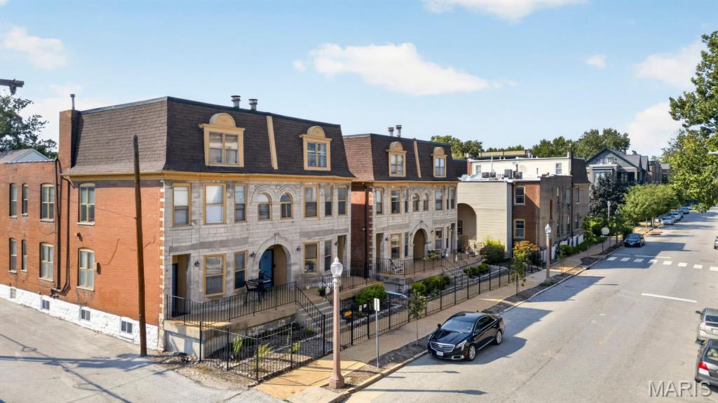 329 N Boyle Avenue Unit: A