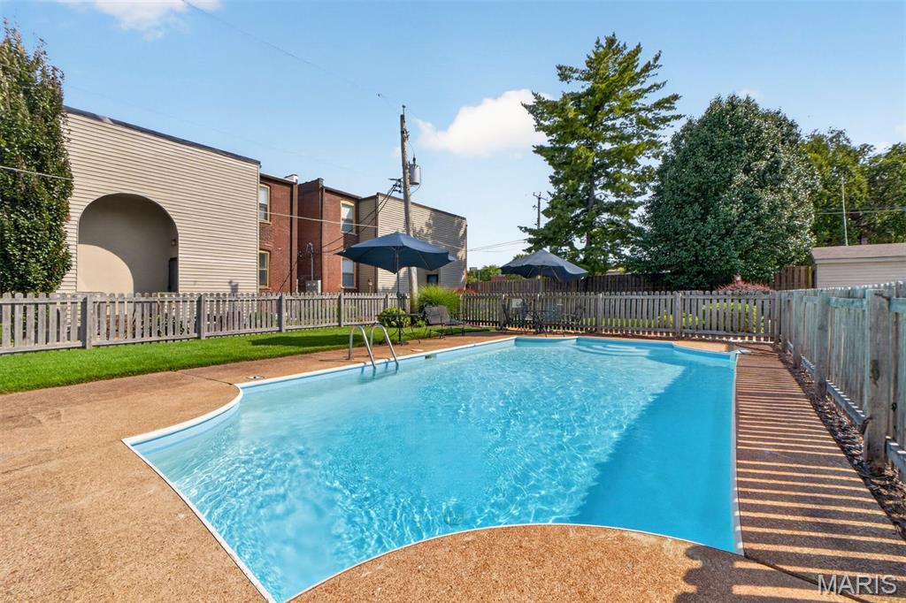 329 N Boyle Avenue Unit: A