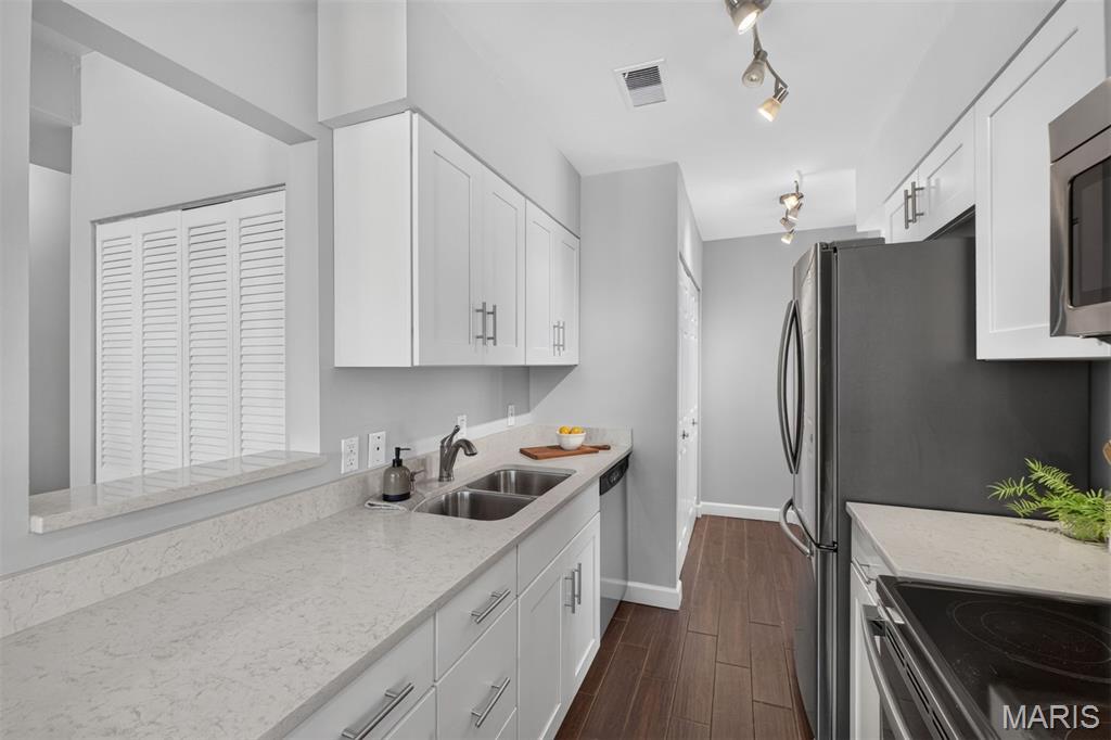 329 N Boyle Avenue Unit: A