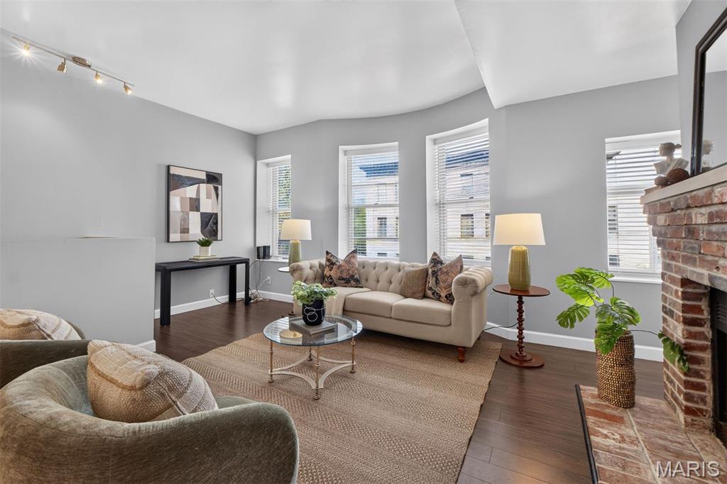 329 N Boyle Avenue Unit: A