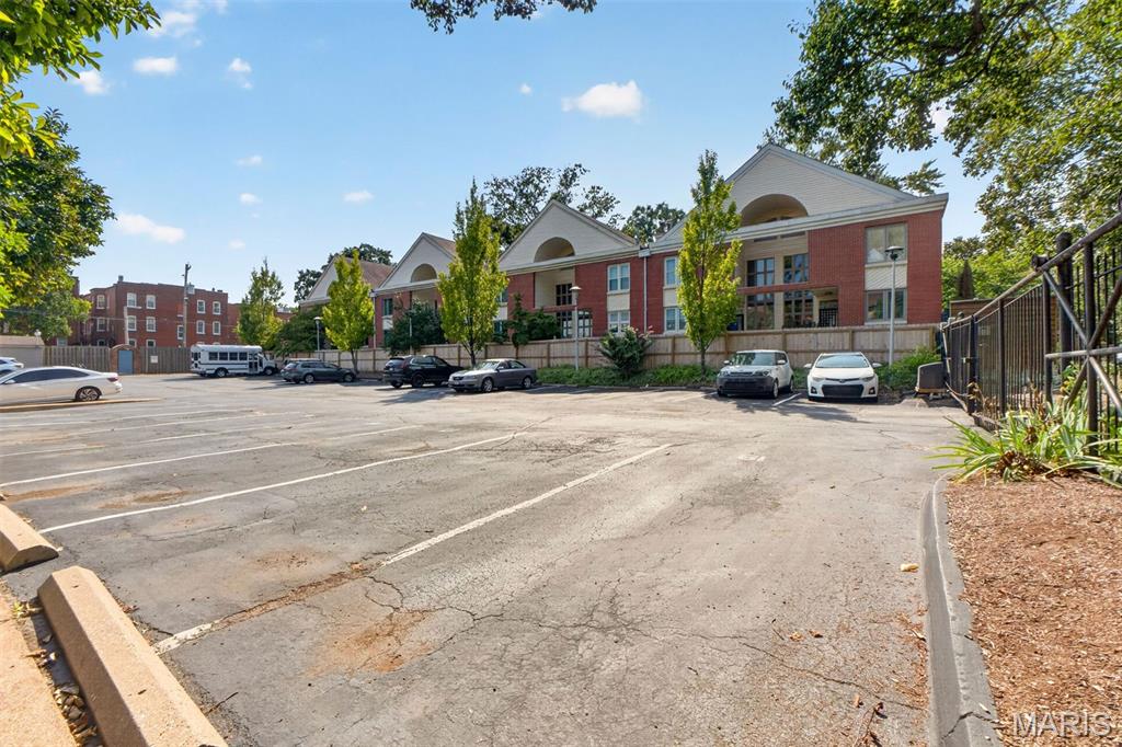 329 N Boyle Avenue Unit: A