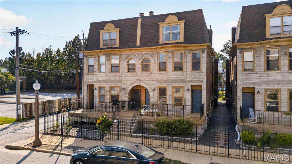 329 N Boyle Avenue Unit: A