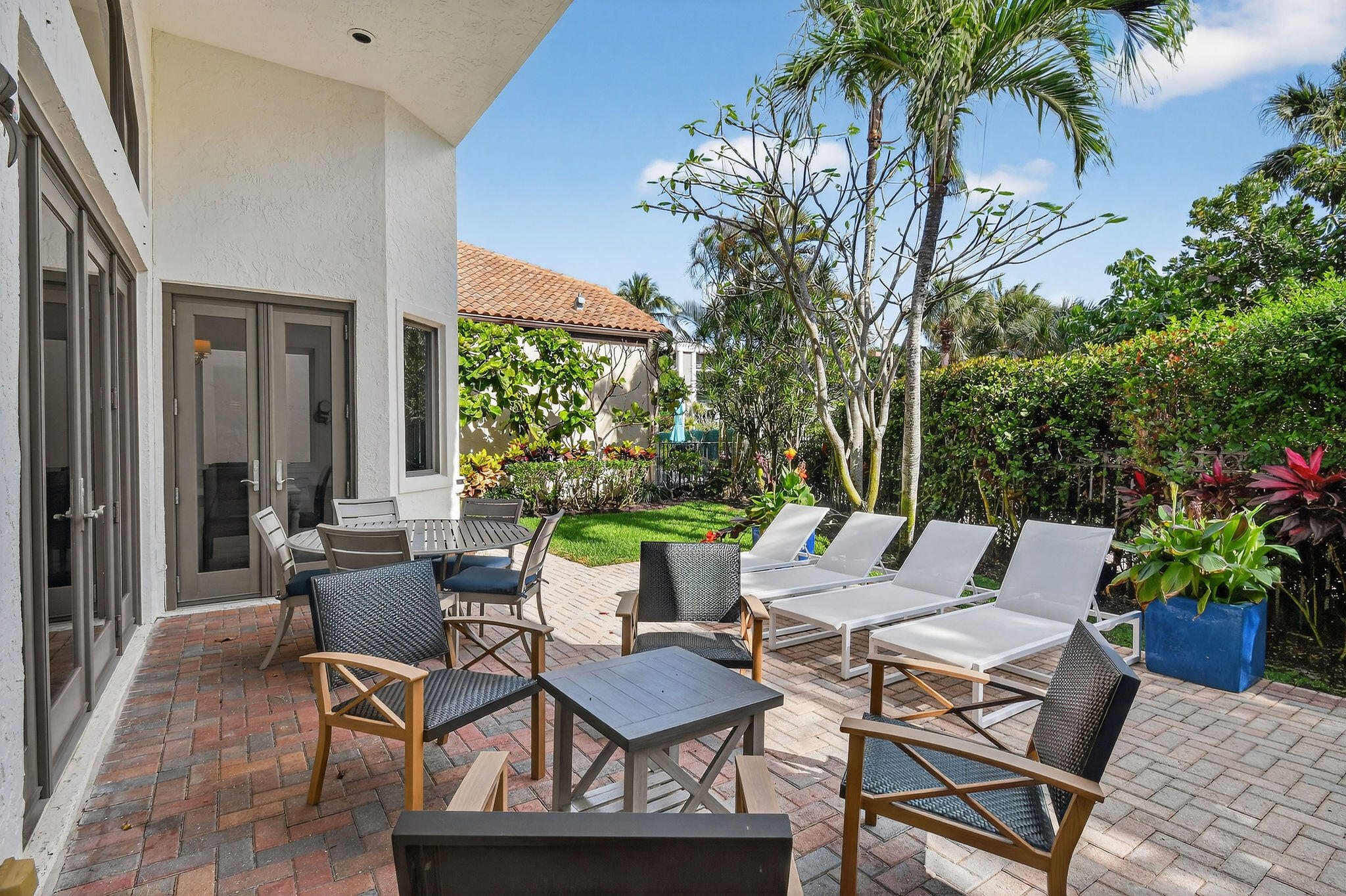 302 Alicante Drive