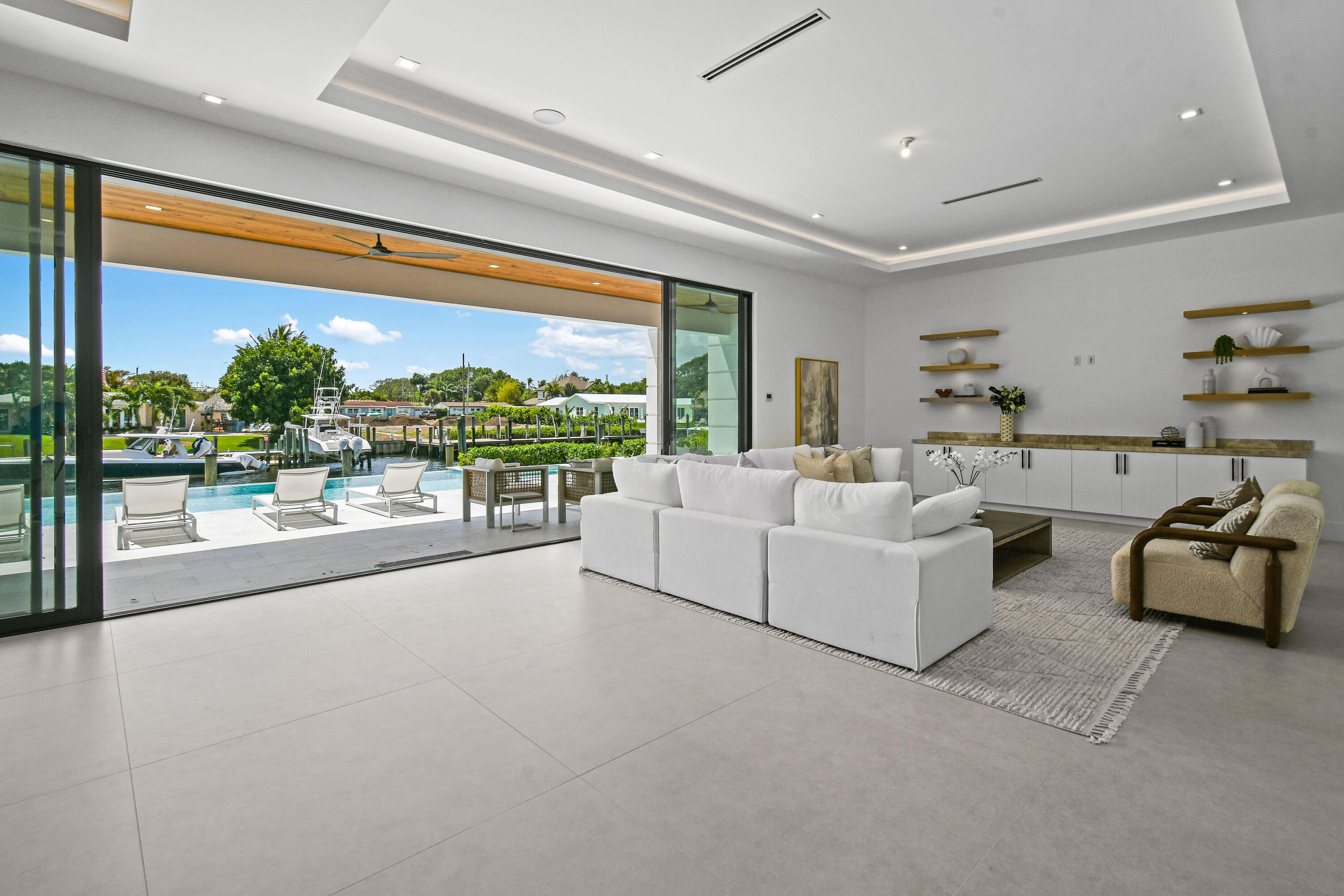 2408 Azure Circle