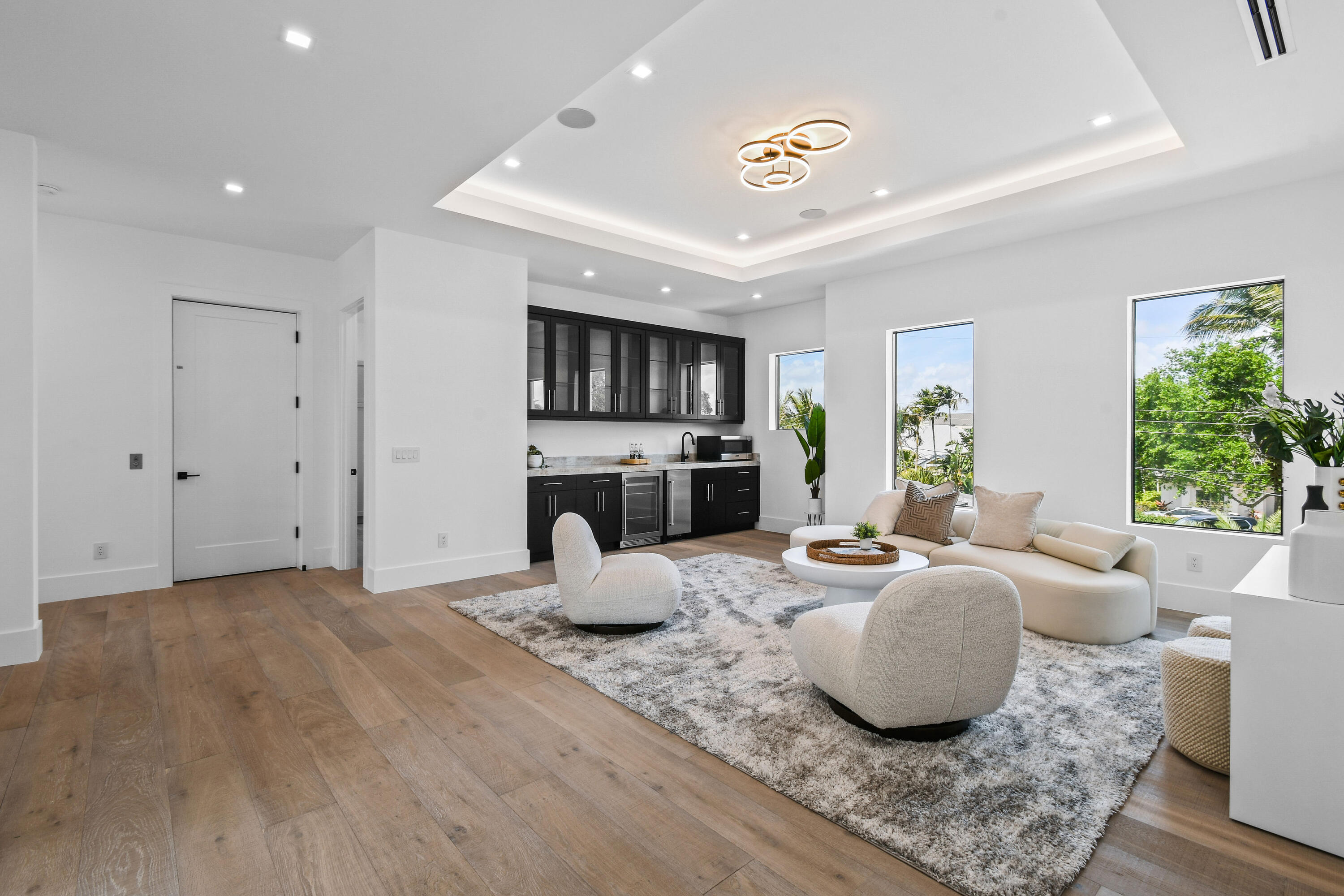 2408 Azure Circle