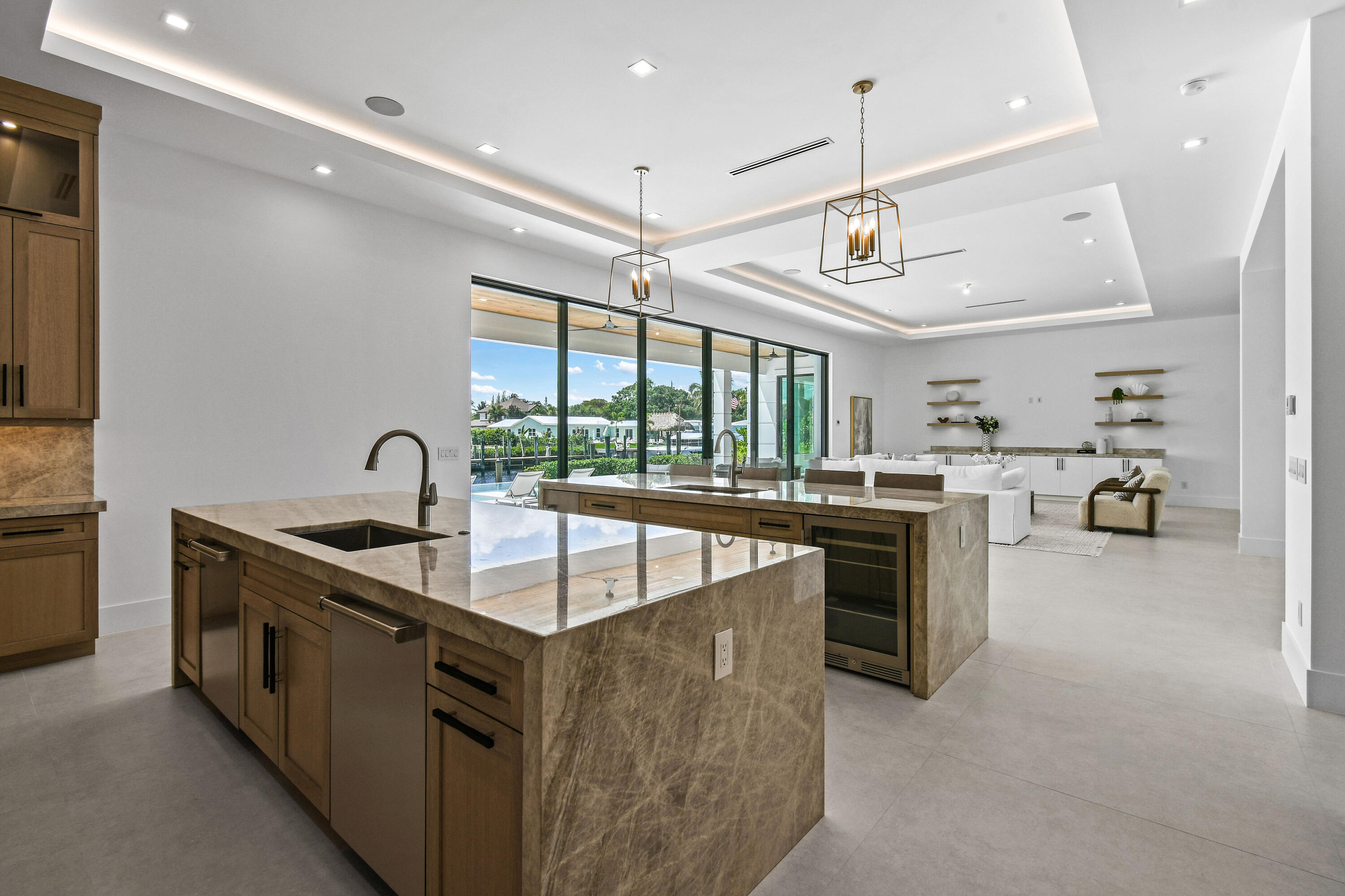 2408 Azure Circle