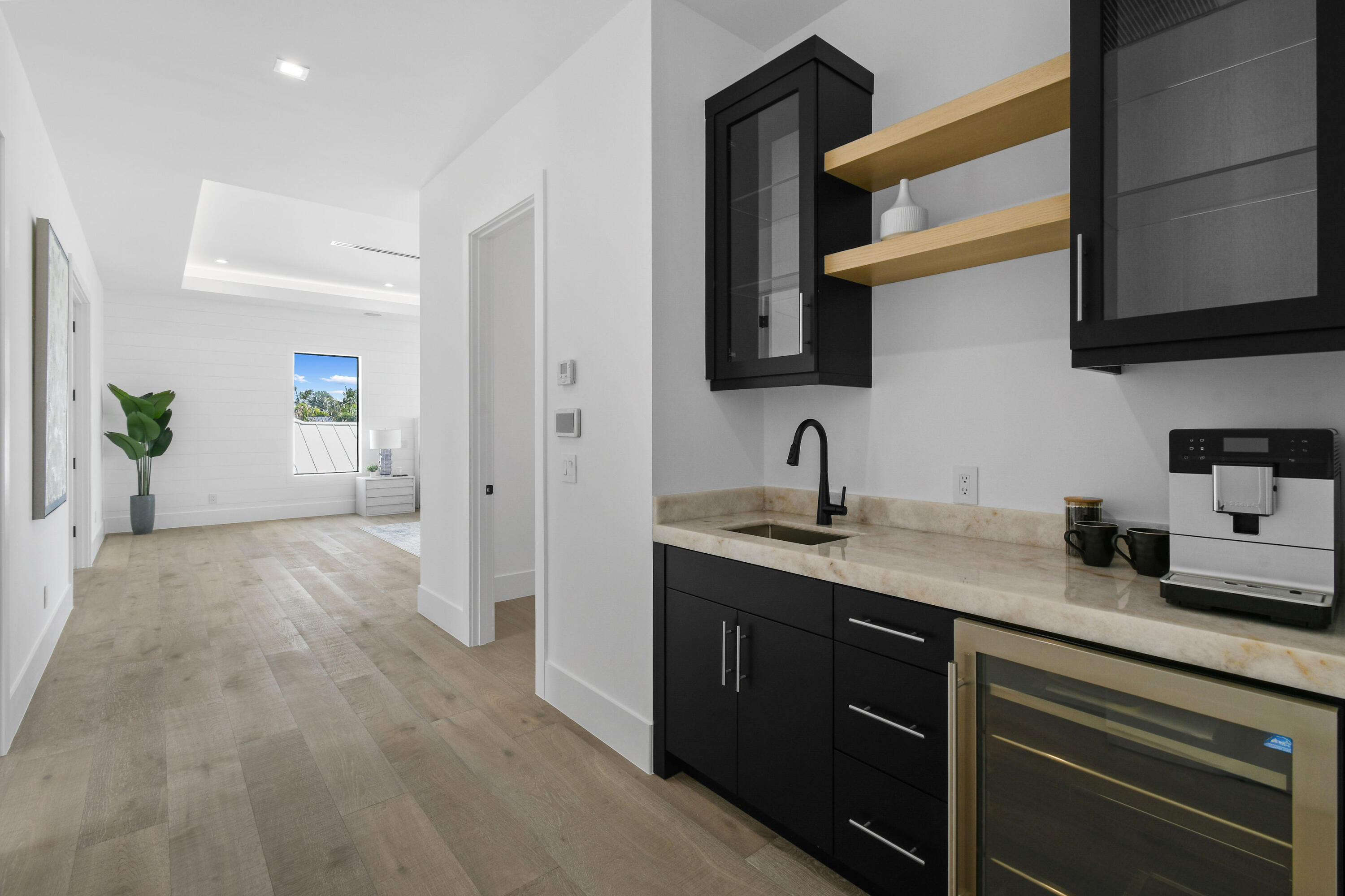 2408 Azure Circle