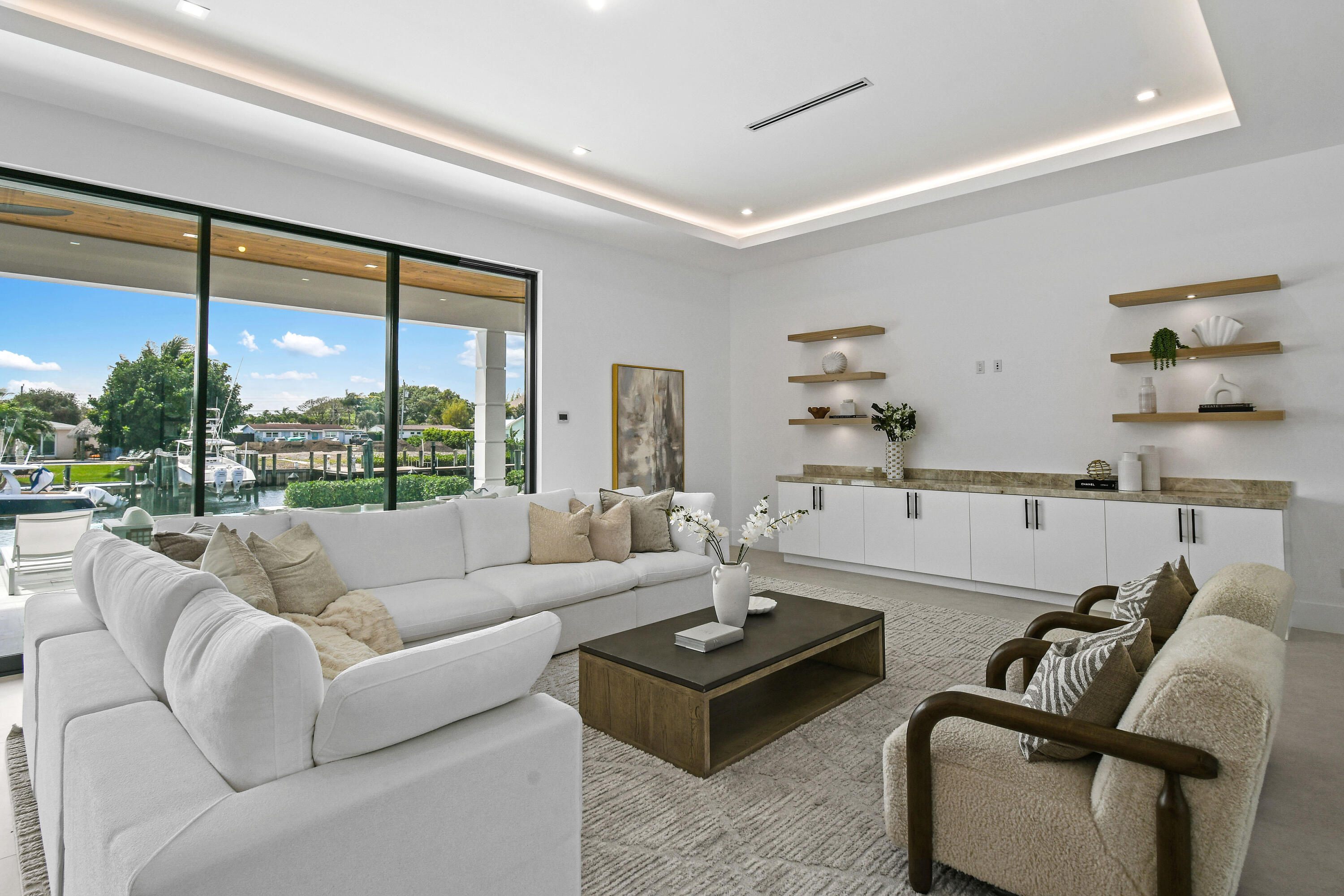 2408 Azure Circle