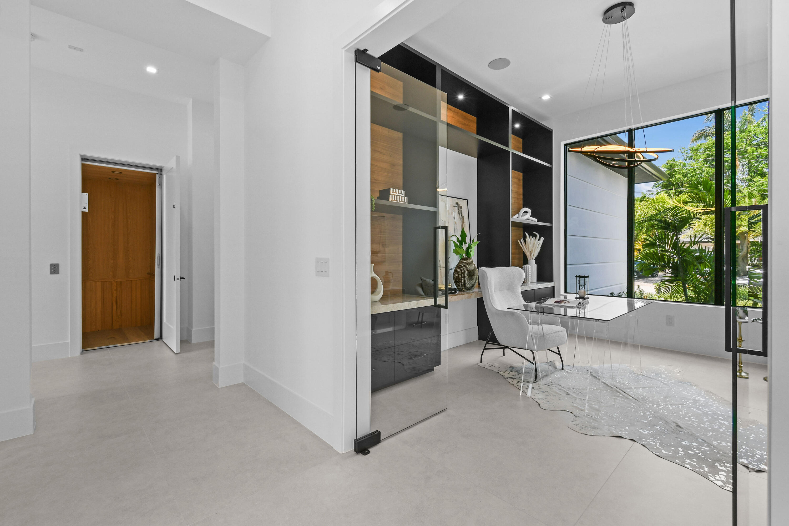 2408 Azure Circle