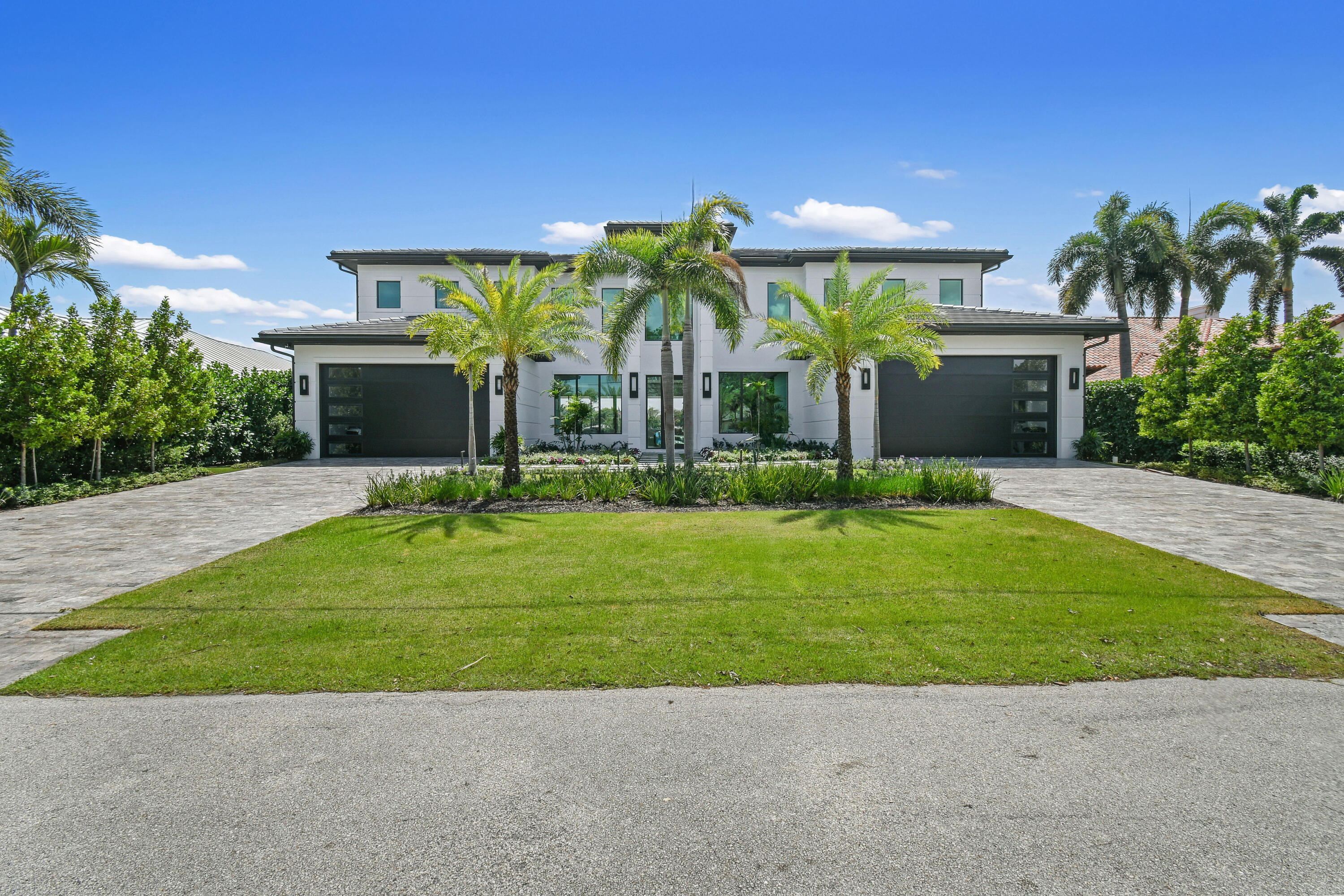 2408 Azure Circle