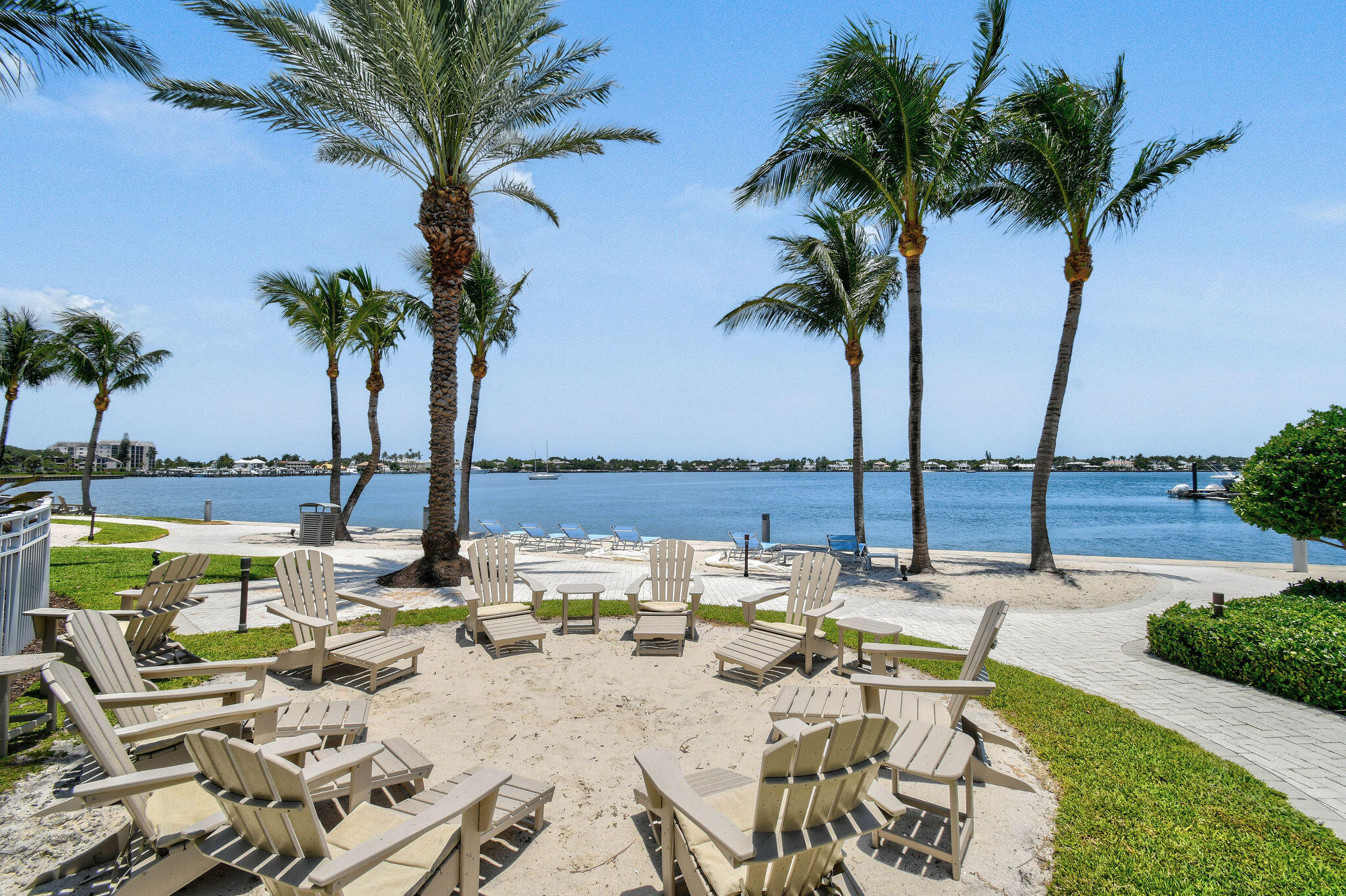 1 Water Club Way 1602