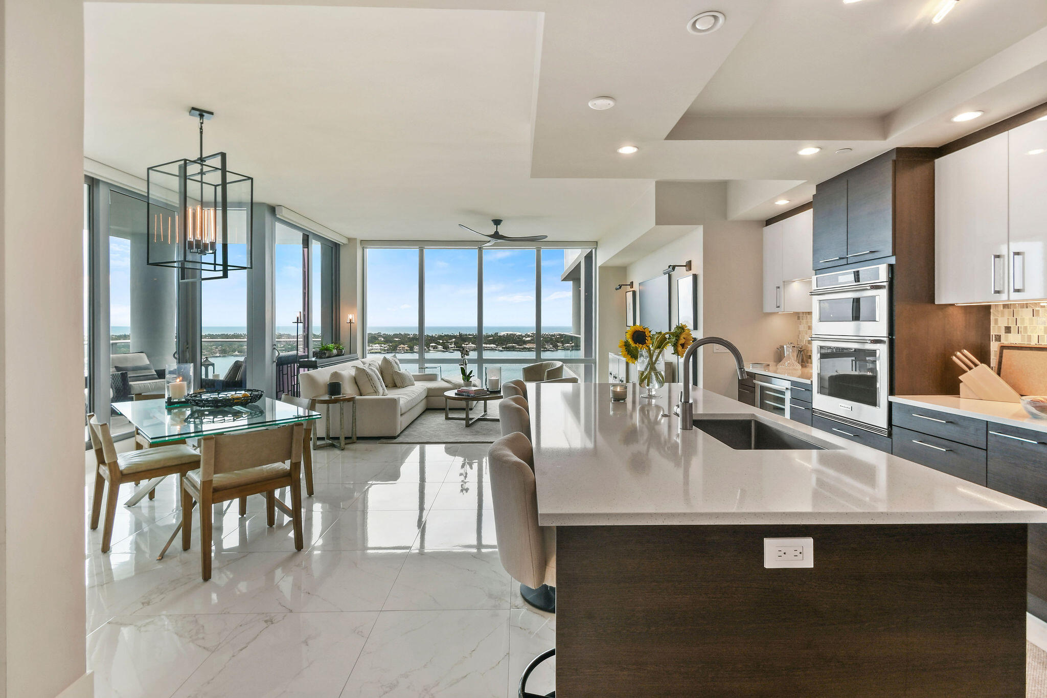 1 Water Club Way 1602