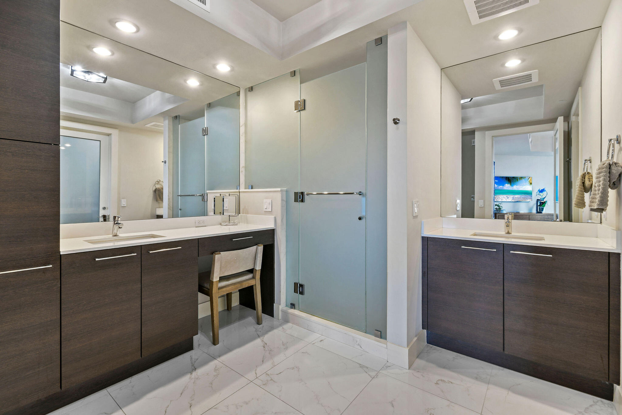 1 Water Club Way 1602