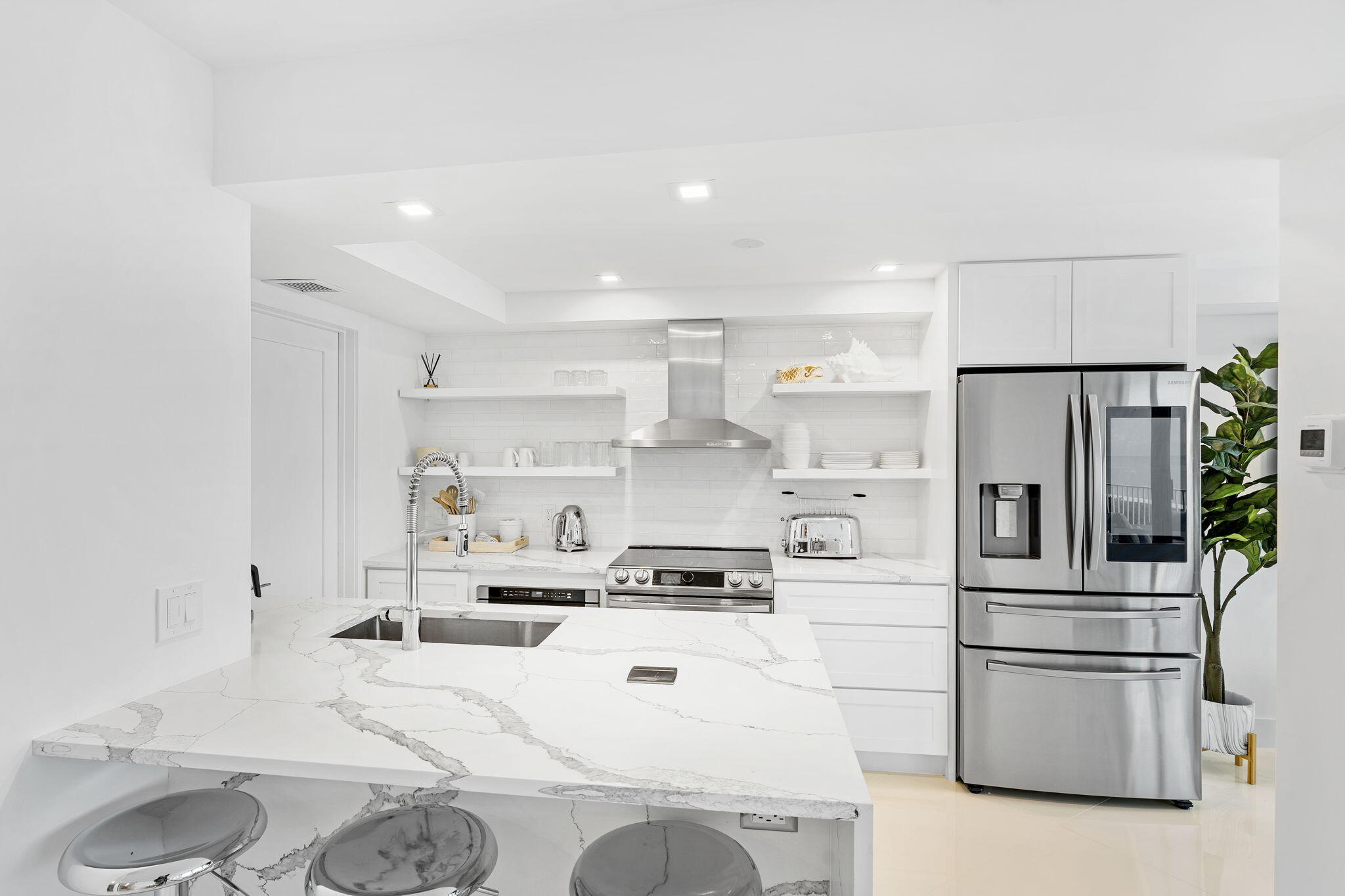 3590 S Ocean Boulevard 202